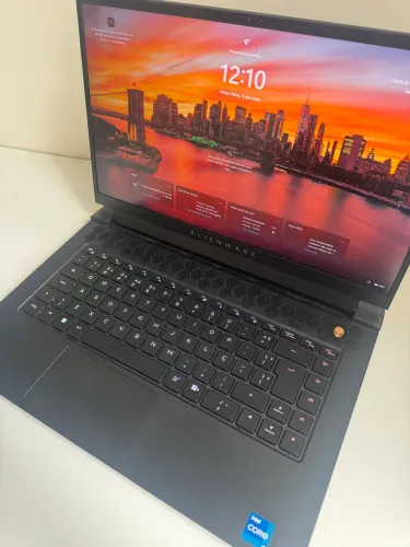 ALIENWARE M15 R7 GAMER PREMIUM - RTX 3070 ti