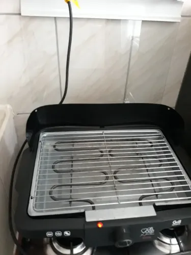 Churrasqueira Elétrica Mais Você da NKS (pouco uso e funcionando ok)