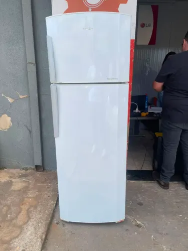 Geladeira frostfree