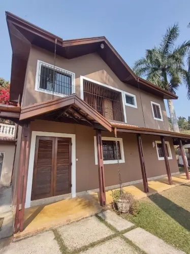 Chácara com 3 dormitórios à venda, 2000 m² por R$ 1.320.000,00 - Freitas - São José dos Ca