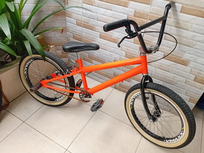 BMX PRA PULO