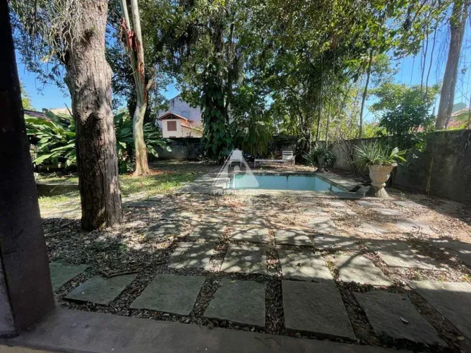 Excelente oportunidade no condomínio Aldeia, casa com 750m, 3 quartos.