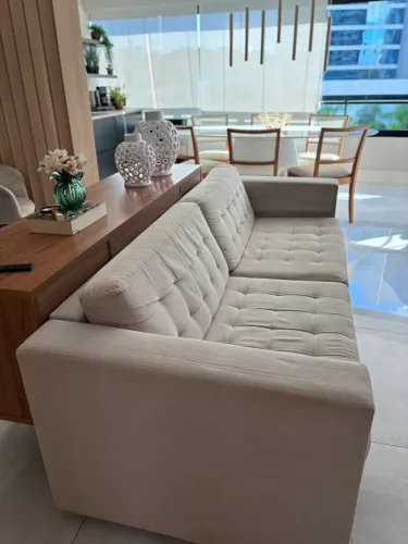 Sofá em linho 3 lugares