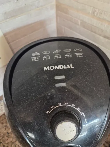 AIR FRYER
