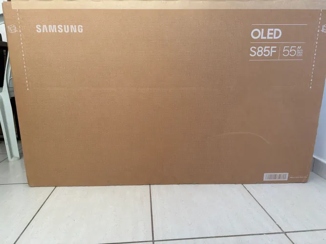 Vendo TV Samsung OLD lacrada na caixa nova 55 polegadas 