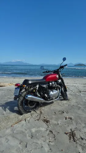 Interceptor 650 em perfeita condição