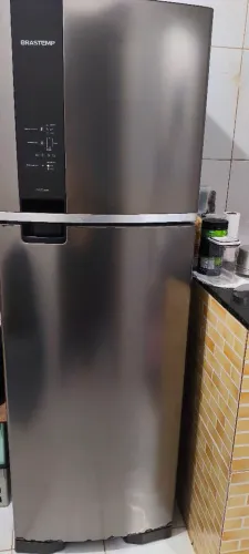 Tô vendendo uma geladeira, um fogão uma Air fryer um ventilador 50 centímetro