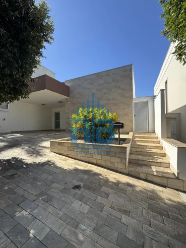 CASA TERREA CONDOMINIO COM PISCINA