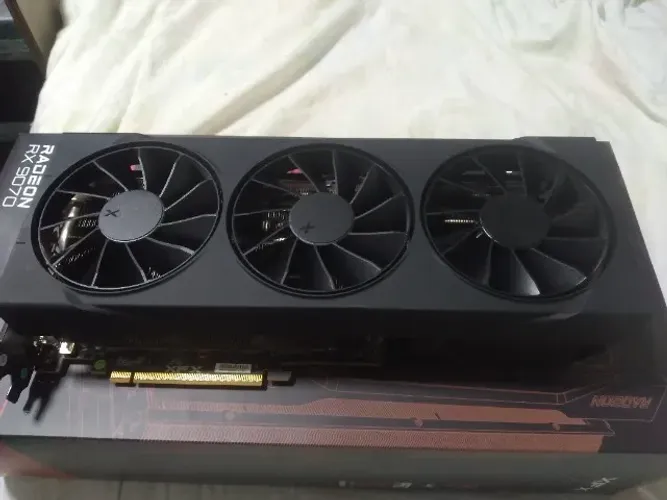 Placa de Vídeo RX 9070 16 GB - Excelente Desempenho!