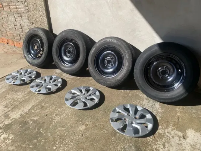 JOGO DE RODAS DE FERRO ARO 14 COM PNEUS 185 70 R14