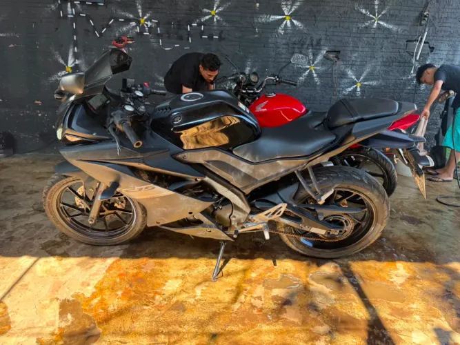 Vendo YZF-R15 2024