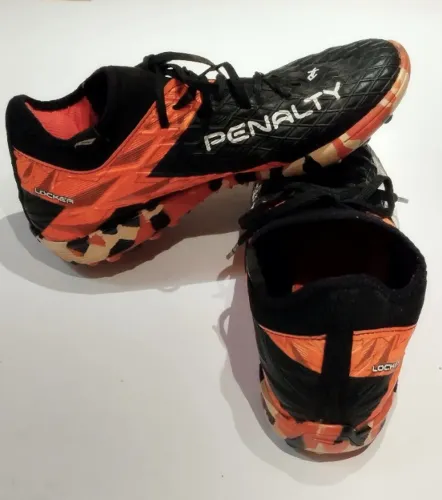 Chuteira Infantil Penalty Society 
