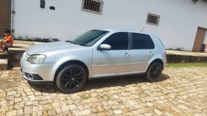 Volkswagen Golf Sportline 1.6 MI Total Flex 8V 4P 2013