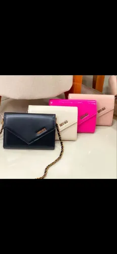 bolsa de lado da Santa Lolla