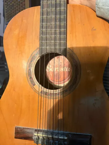 Violão para restauro - Marca Seresta