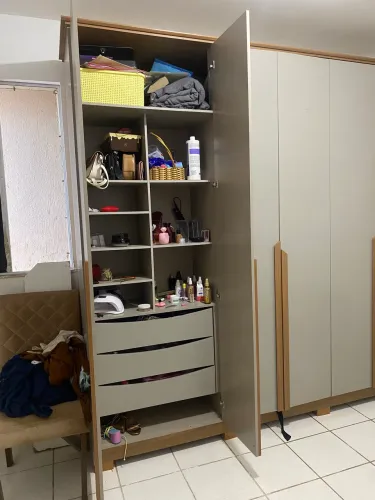 GUARDA ROUPA DE CASAL