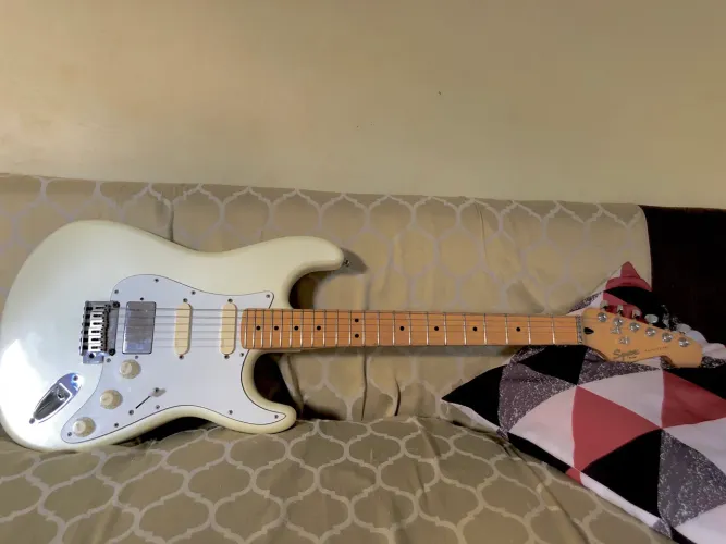 Squier Fender Deluxe 