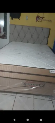 Cama semi nova