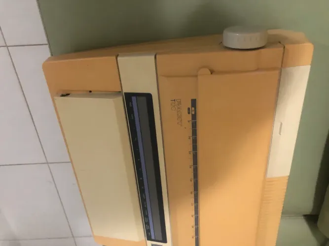 Máquina de escrever eletrica