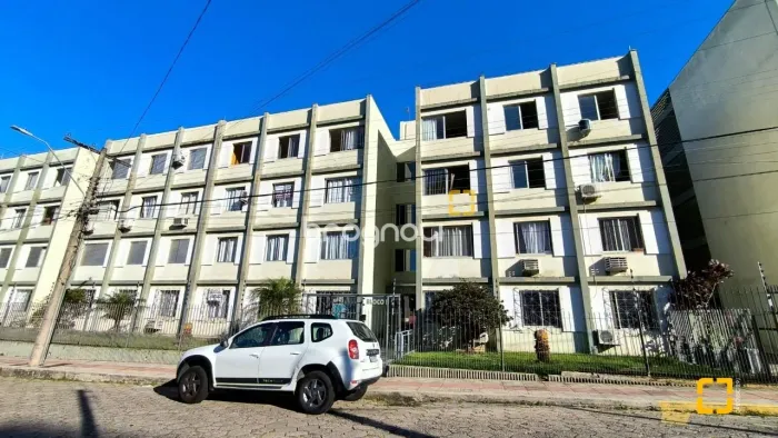 Apartamento de 3 quartos sendo 1 suíte e vaga privativa no Estreito em Florianopolis/SC!