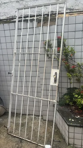 Portão em Ferro ótimo estado