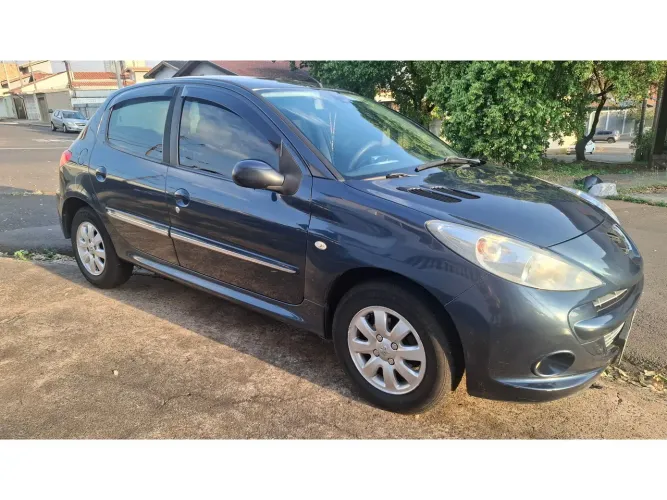 Peugeot 207 XR Sport 1.4 Flex 8V 5P 2012