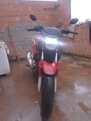 Honda CB Twister 250 2016 - Oportunidades para reparar 9000