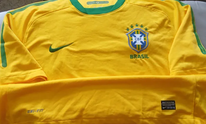 Camisa Brasil Nike Copa 2010 Africa do Sul Amarela Tam G Frete Grátis