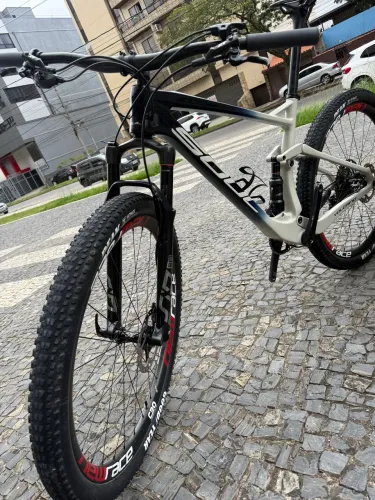 Bicicleta Soul Volcano tamanho (L)