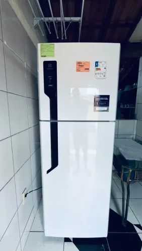 Geladeira Electrolux 481L - NOVA