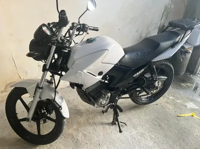 Moto Factor 2015/2016 Branca