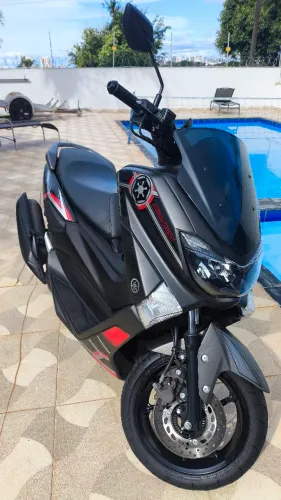 MOTO YAMAHA NMAX EXCELENTE E ECONÔMICA OPORTUNIDADE EXCELENTE ESTADO DE CONSERVAÇÃO