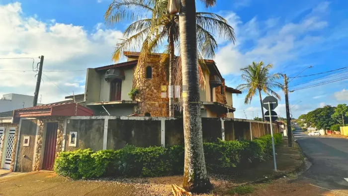 Sobrado à venda, Jardim Macarenko, Sumaré, SP