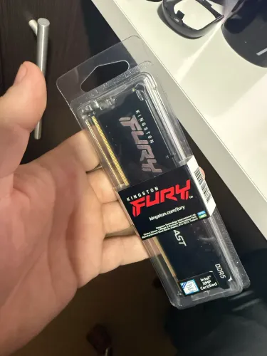 Memória DDR5 Kingston Fury 8GB