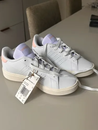 Tênis adidas advantage base 2.0 tamanho 34