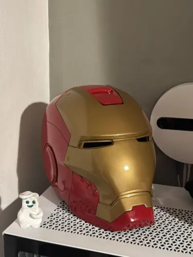 Fantasias e capacete para Cosplay