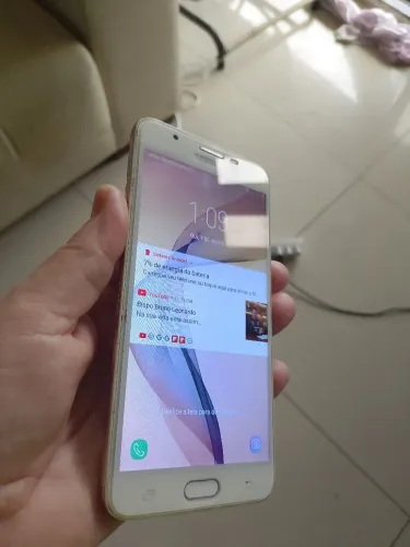 J7 prime seminovo 