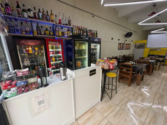 Vendo ponto comercial- restaurante e lanchonete