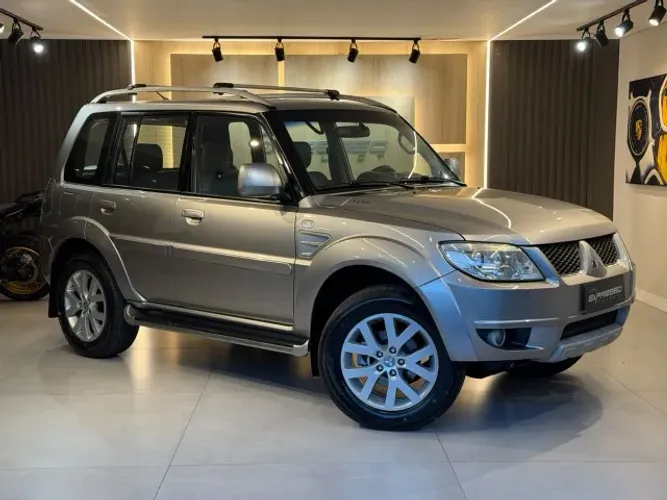 Mitsubishi Pajero TR4 2.0/ 2.0 Flex 16V 4X4 Aut. 2012