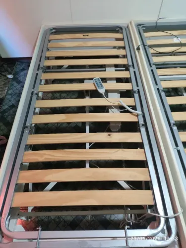 Cama Hospitalar Elétrica Articulada - Excelente estado
