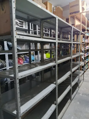 Estante de aço reforçada com 6 prateleiras