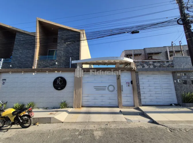 Linda Casa em condomínio fechado para locação Casa com 87 m² possuindo 03 dormitorios send