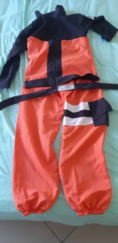 2 Fantasias: Naruto e seu mestre Kakashi