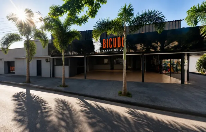 Ponto comercial gastronômico - 220m² Avenida Circular - Parque Oeste Industrial.