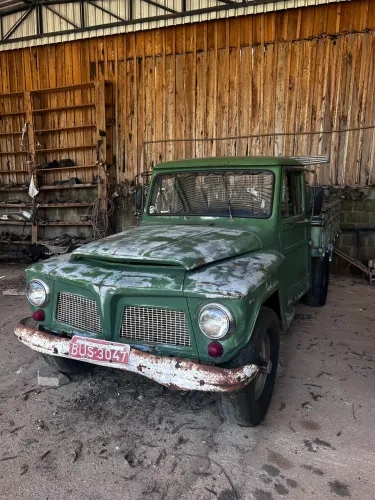 Ford F-75 4X4 2.3 1974