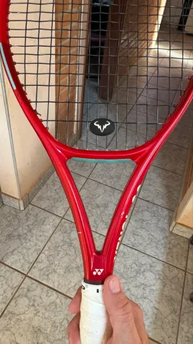 Raquete Yonex V Core 100