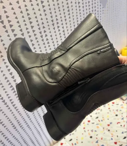 Bota Alpinestars Couro Feminina