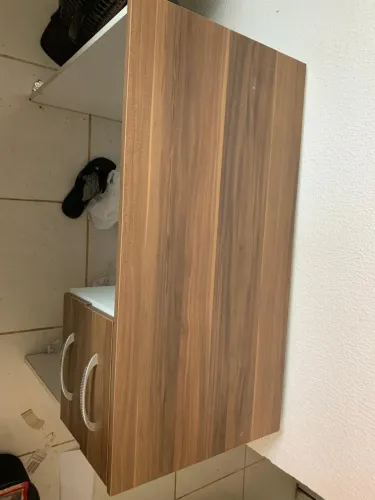 Escrivaninha em excelente condição 
