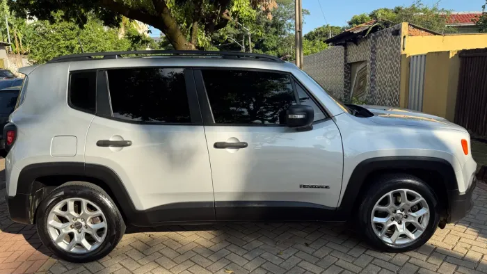 Jeep Renegade Sport 1.8 4X2 Flex 16V Mec. 2018