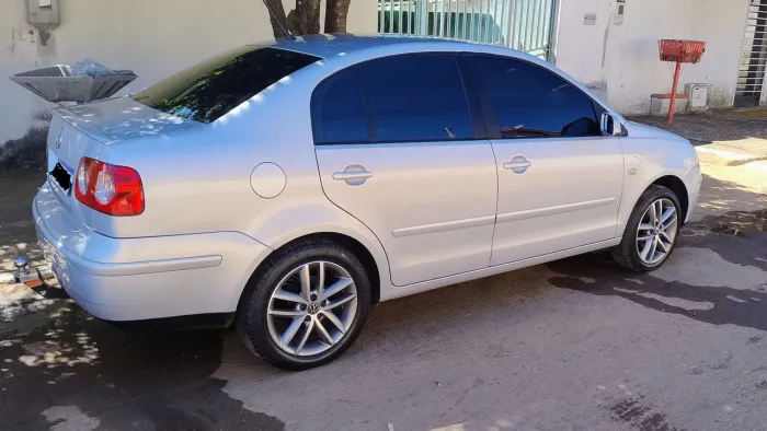 Volkswagen Polo Sedan 1.6 MI Total Flex 8V 4P 2009